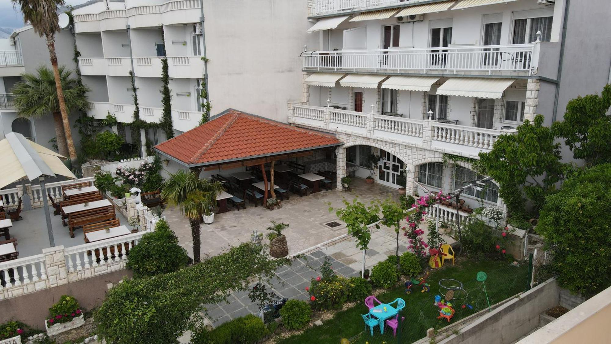 Pansion Ivana Baska Voda Ngoại thất bức ảnh