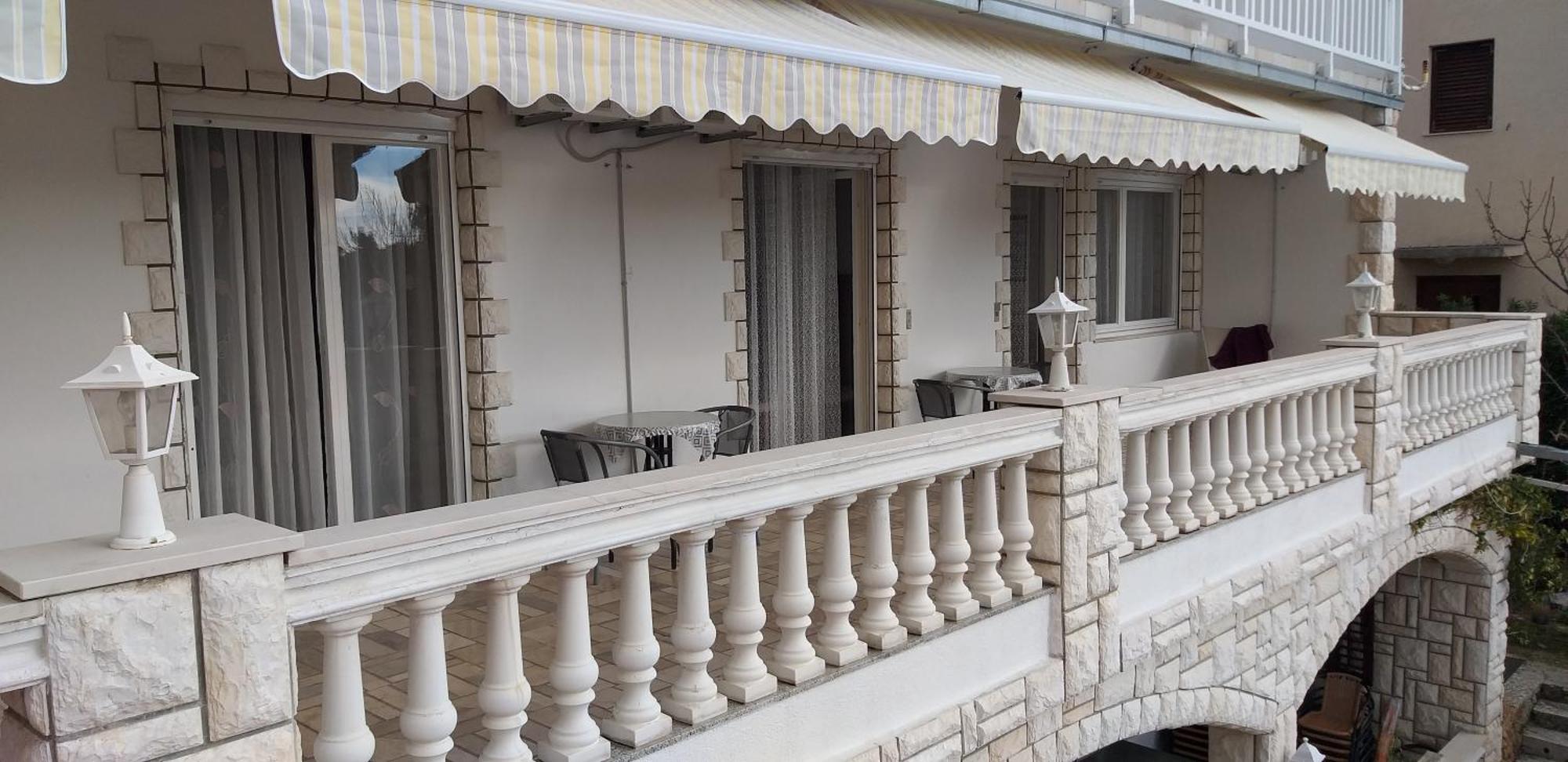 Pansion Ivana Baska Voda Ngoại thất bức ảnh